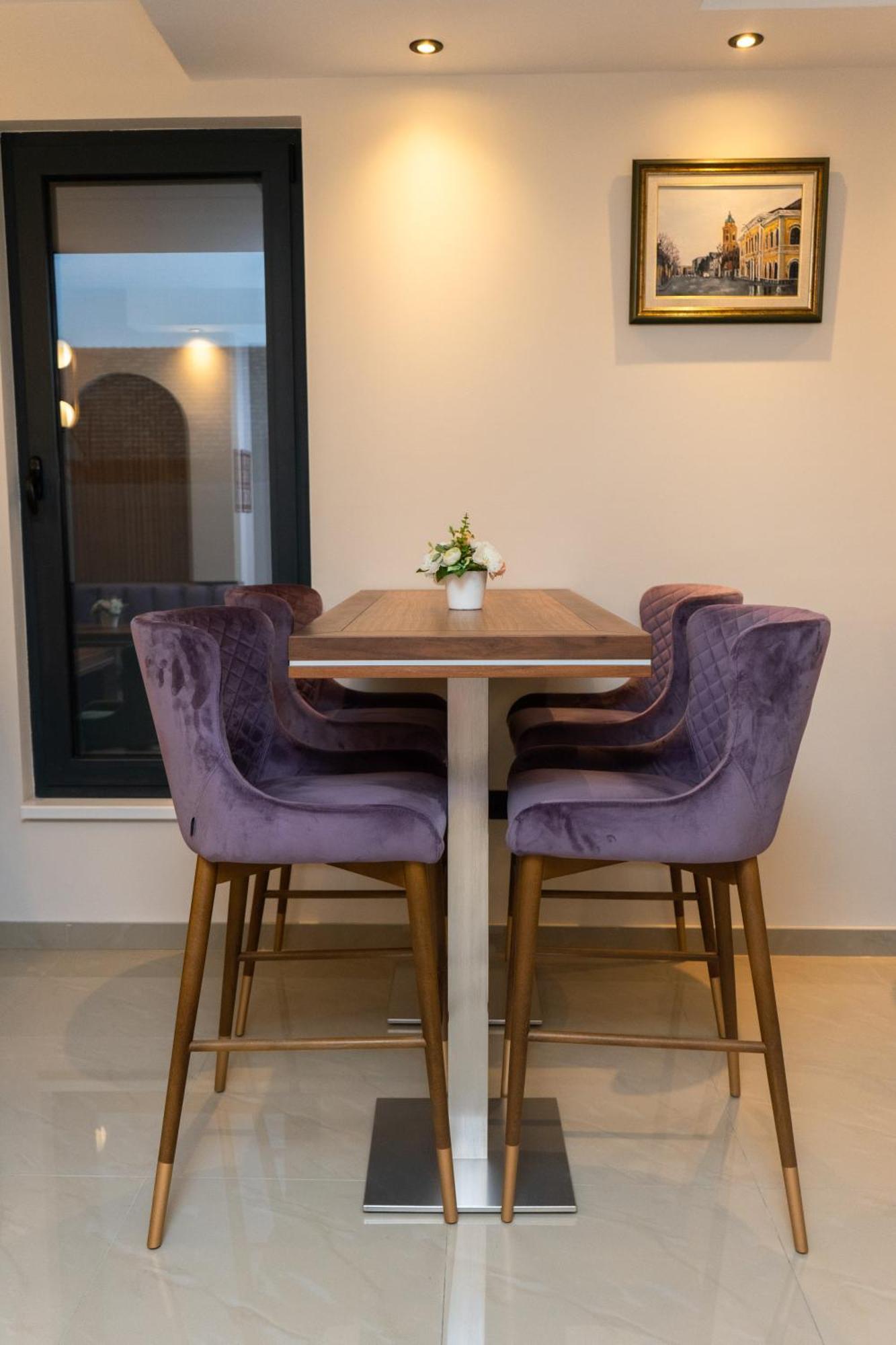 Merak Rooms & Caffe Bar Sabac Bagian luar foto